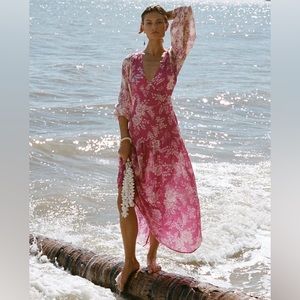 Kivari Maeve Maxi Dress in floral, NWT, Small